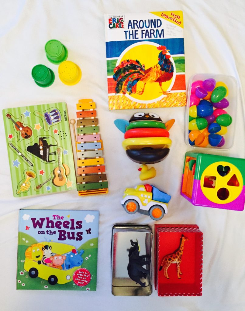 Saturday box of activities and toys Chicklink