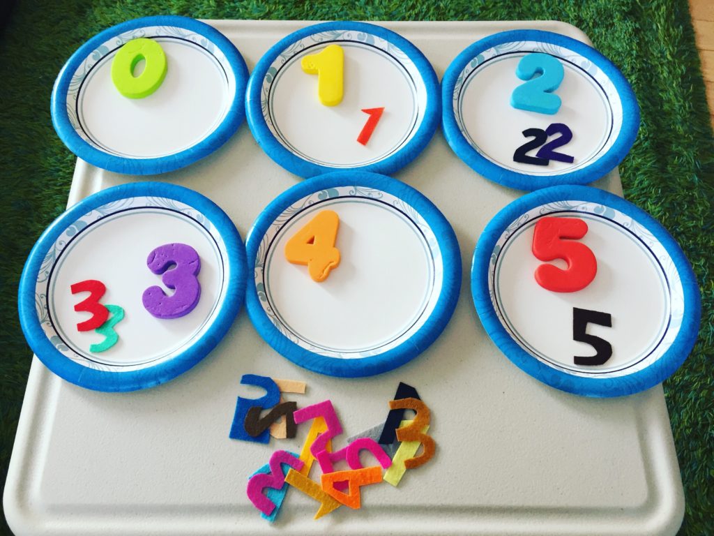 Number sorting activity for early toddlers, Montessori activities for toddlers, 45+ activities for toddlers, activities for 18-24 month old, activities for 18 month old, activities for 19 month old, activities for 20 month old, activities for 21 month old, activities for 22 month old, activities for 23 month old, activities for 24 month old, activities for two year old, activities for three year old, learning activities for toddlers