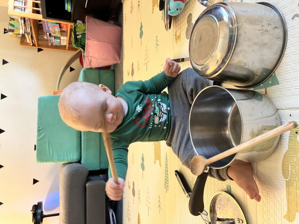 Drumming on pots and pans, activities for babies, activities for young toddlers, activities for one year olds, activities for 2 year olds, activities for 1.5 year olds